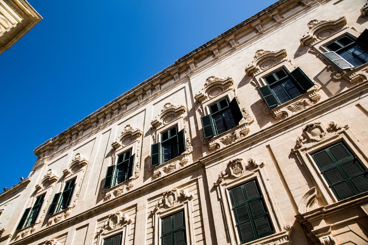 Valletta Triton Apartment ภายนอก รูปภาพ