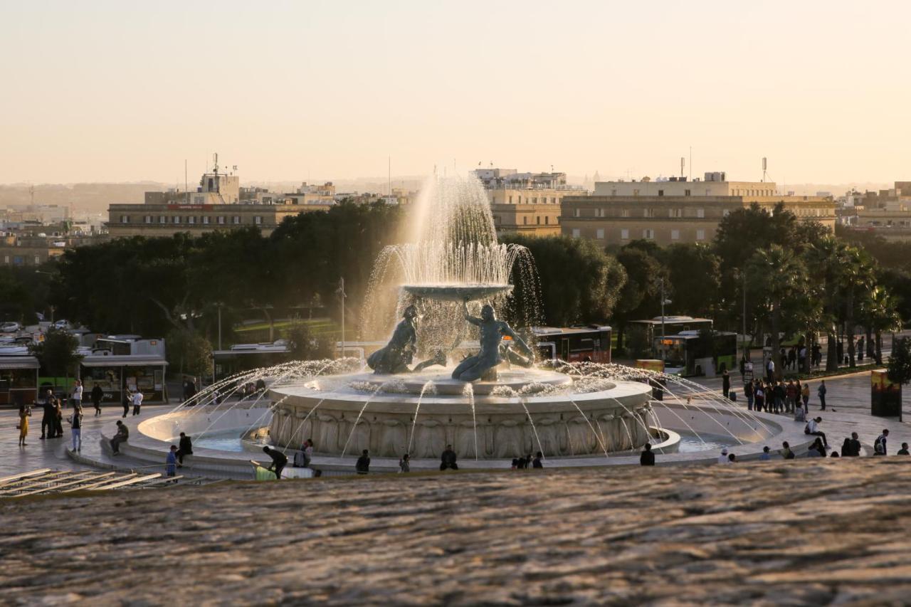 Valletta Triton Apartment ภายนอก รูปภาพ